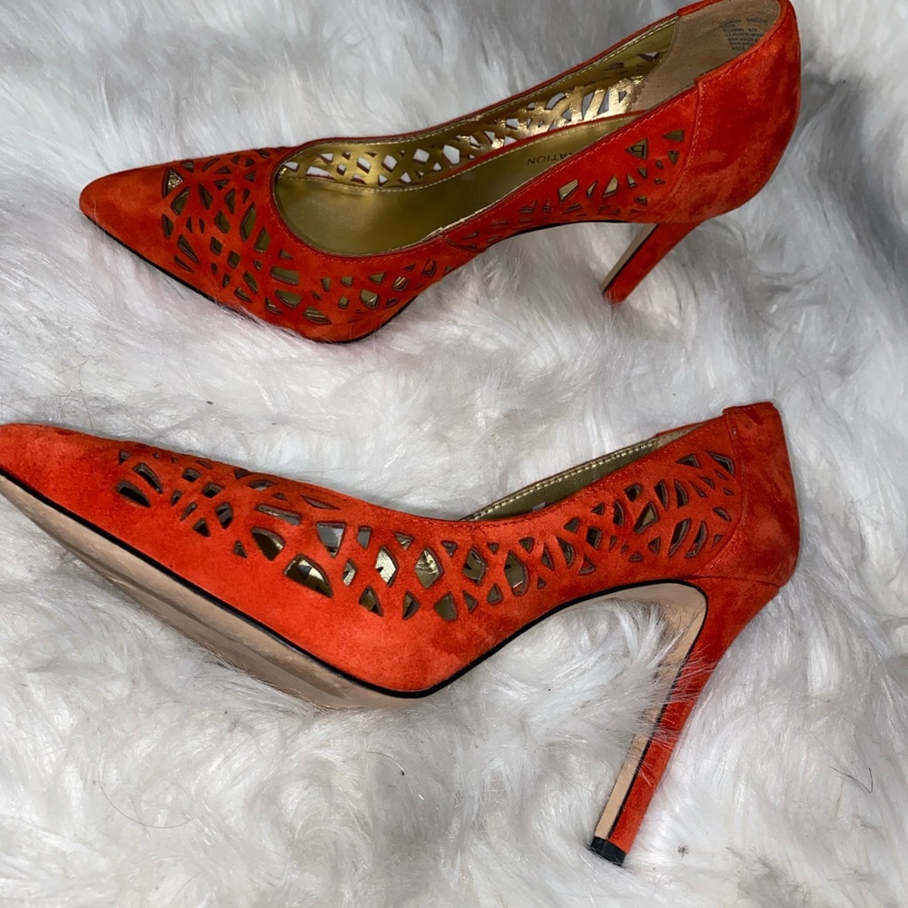Bcbgeneration Red Cut Out Pumps - image 3
